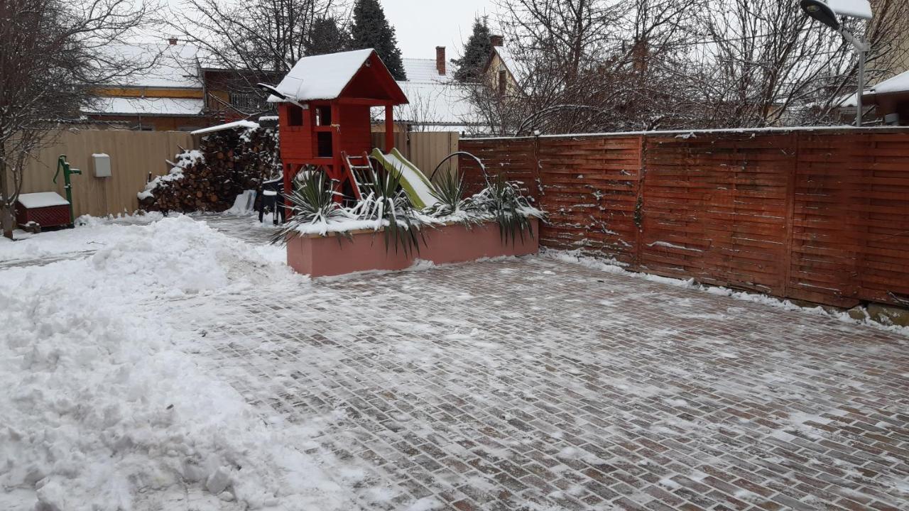 Alom Apartman Hajdúszoboszló المظهر الخارجي الصورة