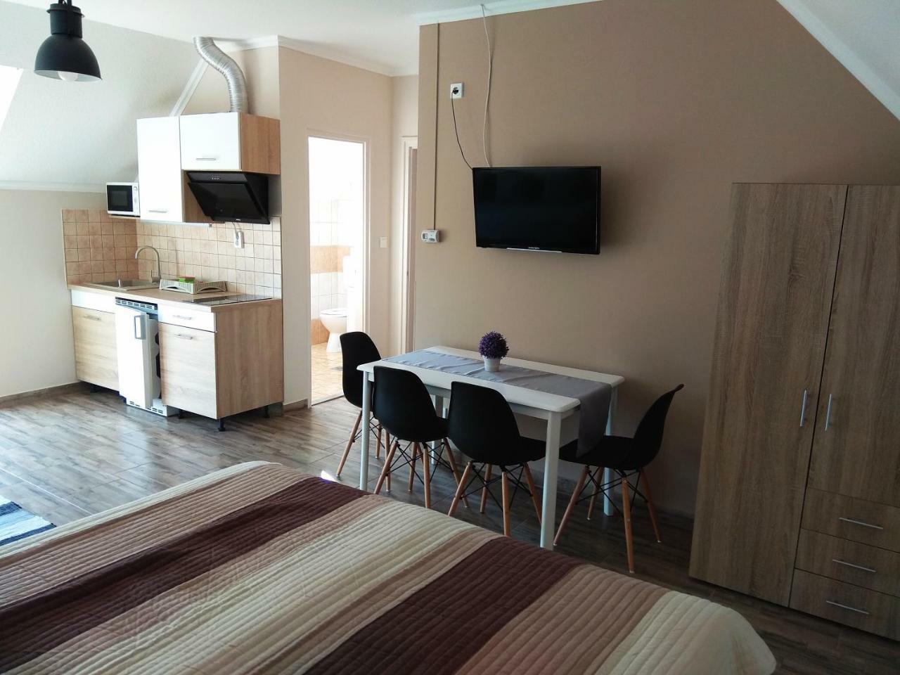 Alom Apartman Hajdúszoboszló المظهر الخارجي الصورة