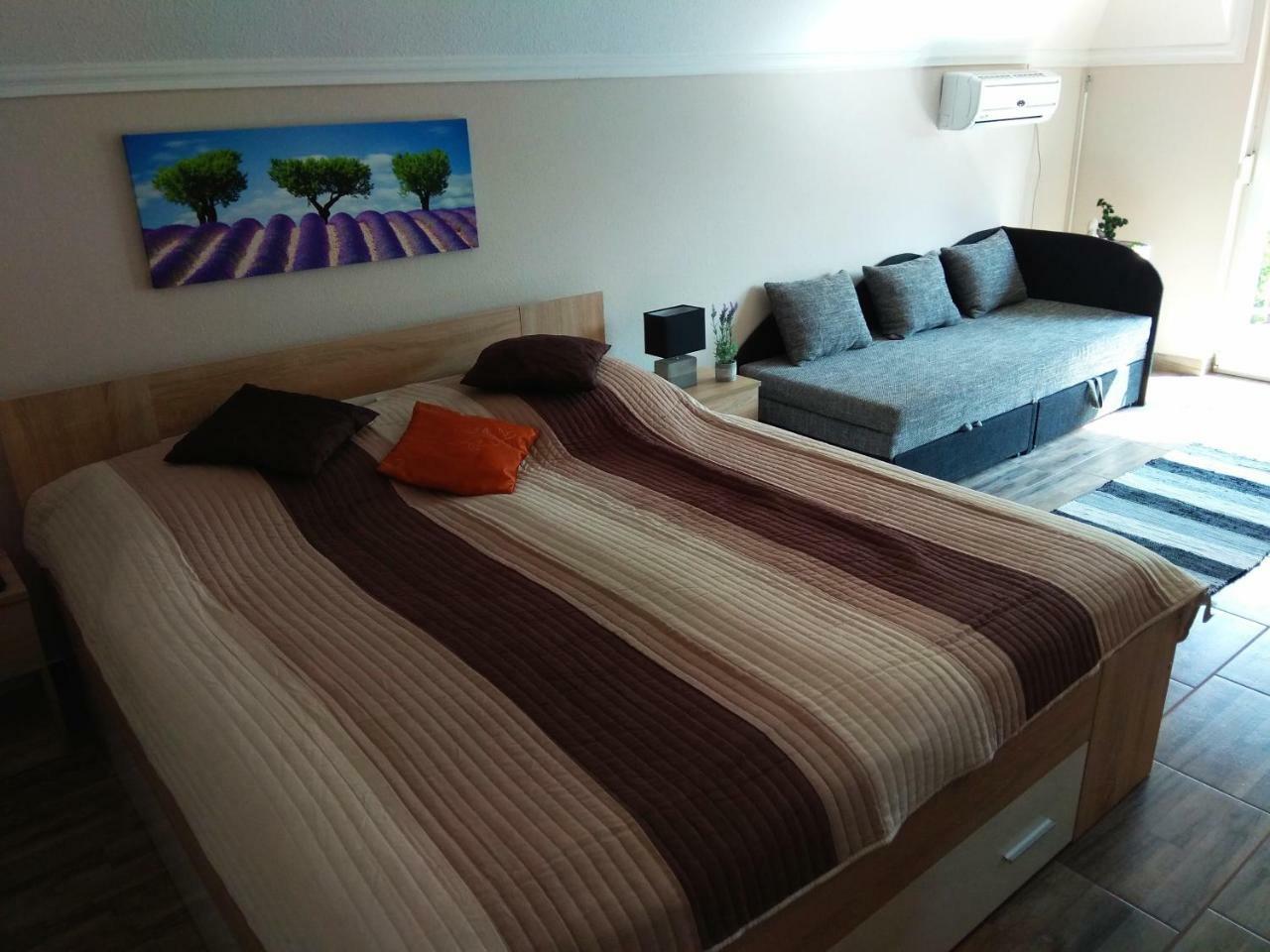 Alom Apartman Hajdúszoboszló المظهر الخارجي الصورة